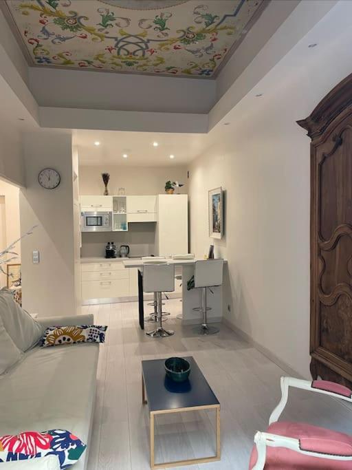 Luxury Apartment In The Heart Of Old Town Nice. Экстерьер фото